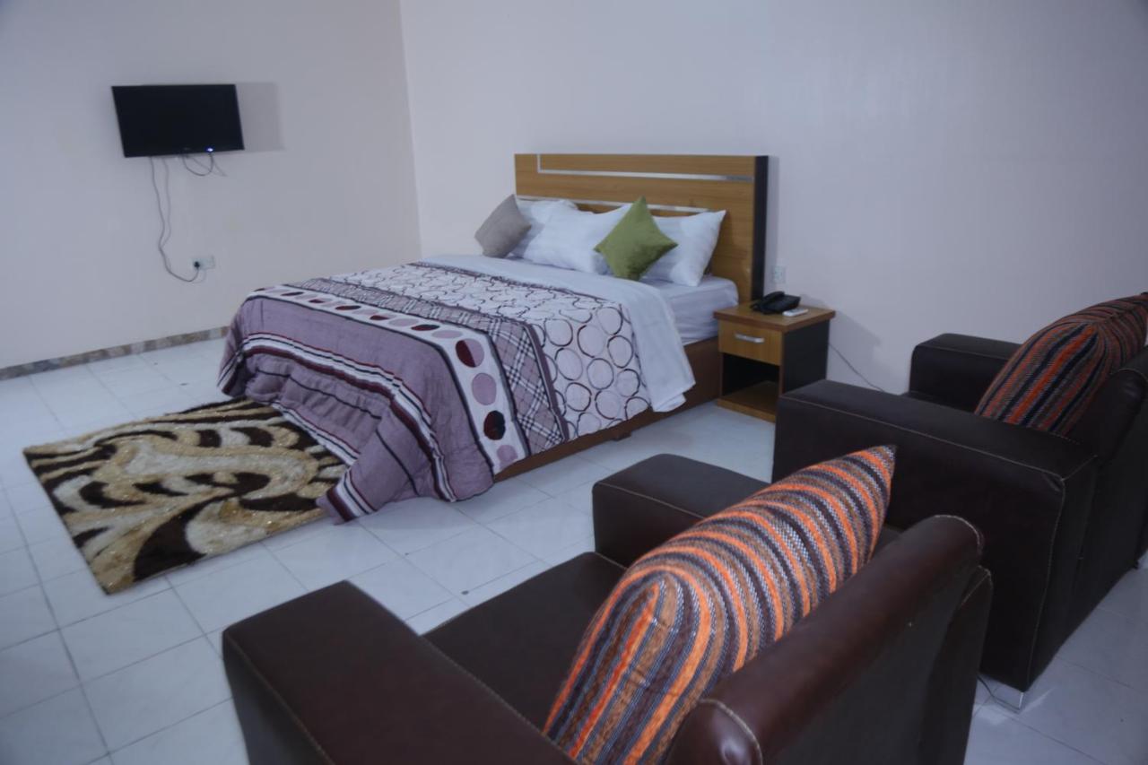 Goddis Apartments Lagos Bagian luar foto