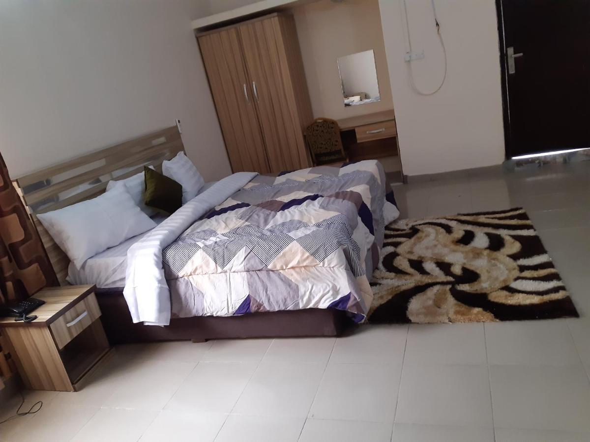 Goddis Apartments Lagos Bagian luar foto