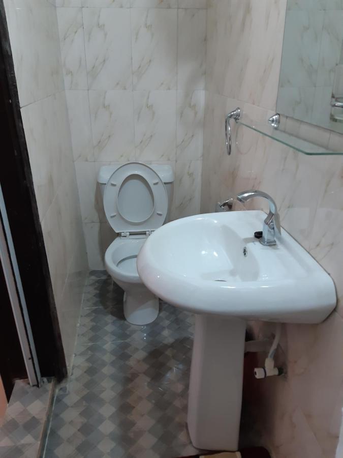 Goddis Apartments Lagos Bagian luar foto