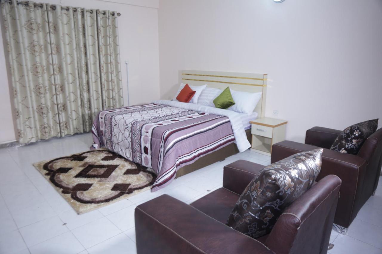 Goddis Apartments Lagos Bagian luar foto